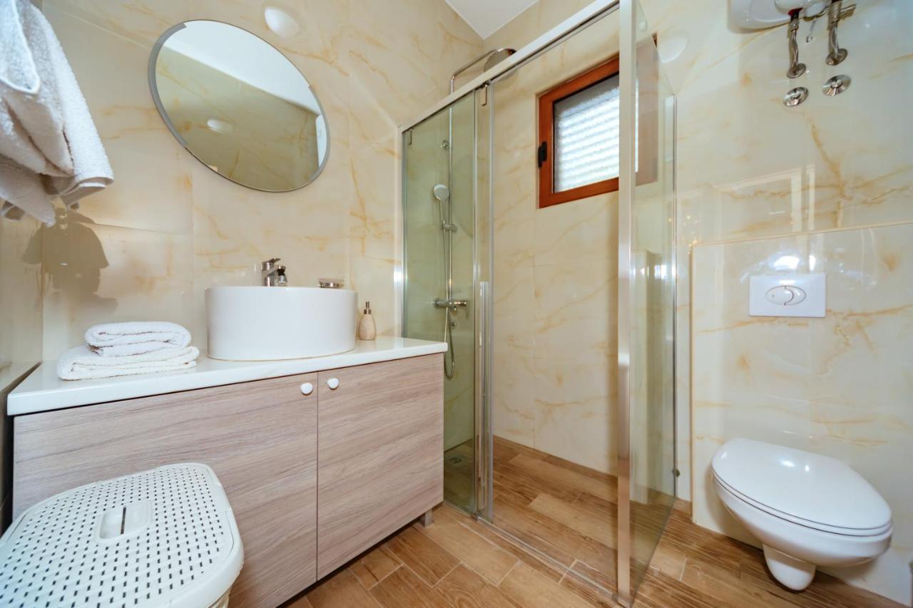 Holiday Home Sea Petrovac Bagian luar foto