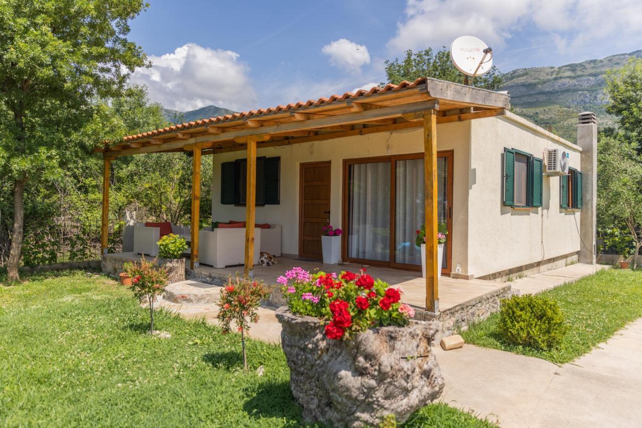Holiday Home Sea Petrovac Bagian luar foto