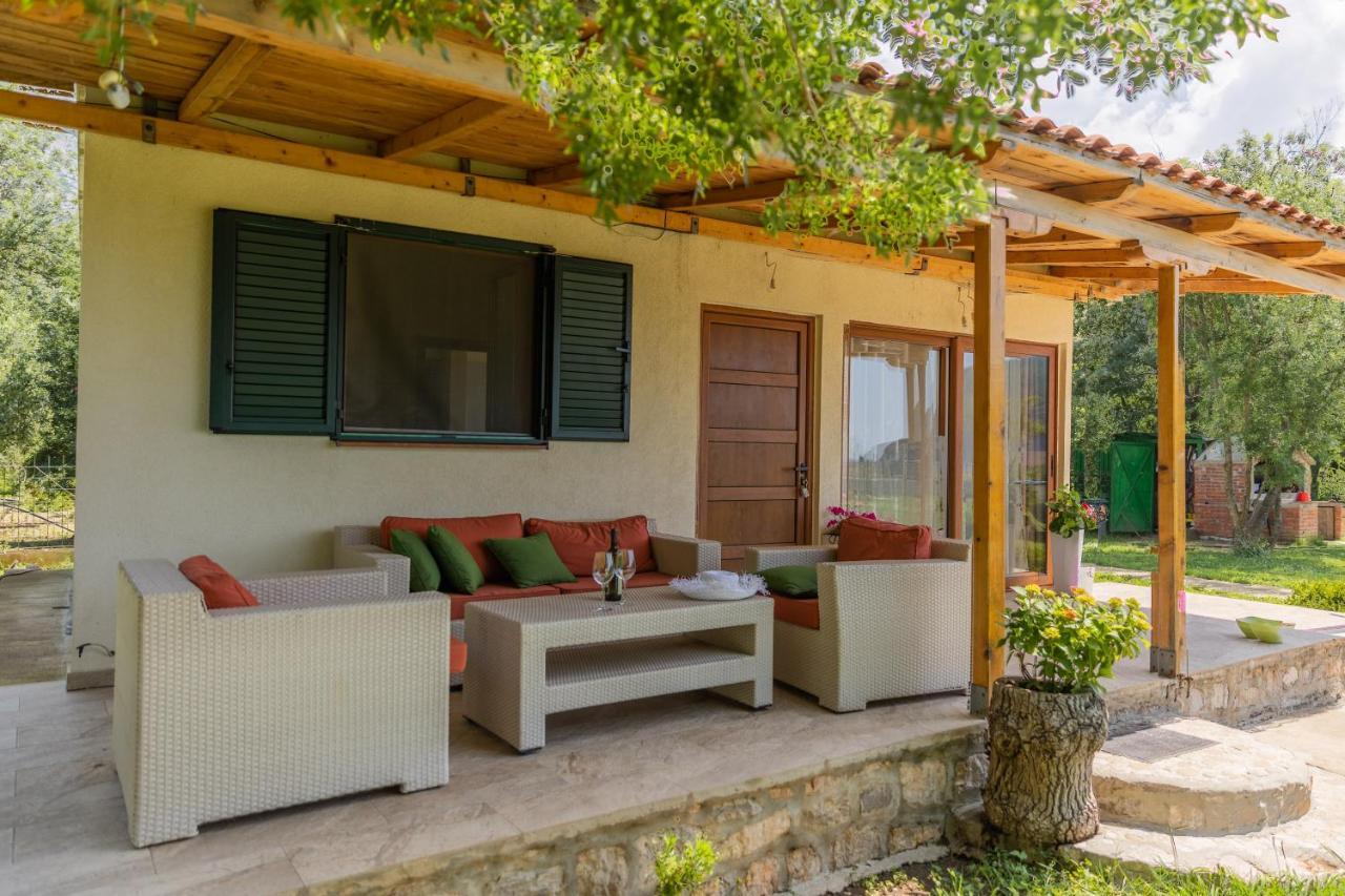 Holiday Home Sea Petrovac Bagian luar foto
