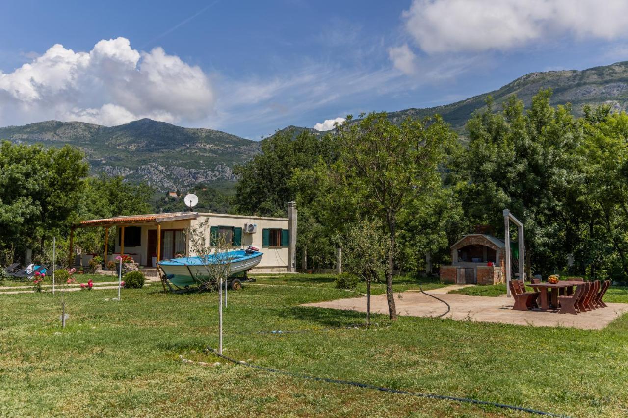 Holiday Home Sea Petrovac Bagian luar foto